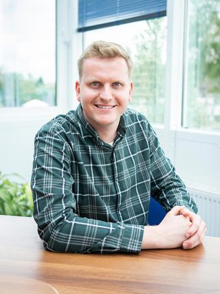 Mitarbeiter:innen